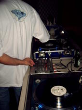 dj eCKoH ((((e)))) profile picture