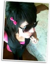 ♥[ninia emO][fasHiiOnistHaa!]♥ profile picture