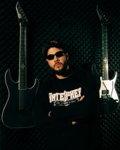 Rob Arnold of Chimaira profile picture