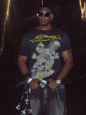 MIKE CHEZ ENT MUSIC (booking&shows785-342-1085 profile picture