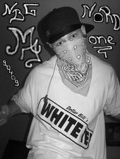 mJ_oNe**bei 20.000 klicks >> video 16 bars** profile picture