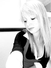 ♥..HollYy..*<3 *♥ profile picture