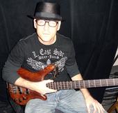 Brad Russell - Bass Guitar profile picture