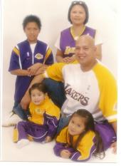 1laker_family