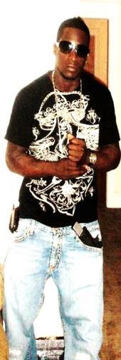 BLACK DENIRO,RESPECT THA REAL HATE THA FAKE!!! profile picture