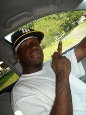 $$$HE GONE LAY YA DOWN BUT UMA BEAT IT UP$$$ profile picture