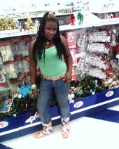 JUST CALL ME BABY EVERYONE DO LOL profile picture