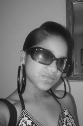 {*<I think this BITCH is bitin ma Stylo>*} profile picture