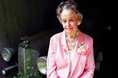 Lorraine Warren profile picture