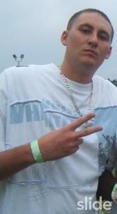 Ryan B (910 Militia, SUPPORT NINE DIME RADIO) profile picture