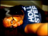 (vonnie.| =). profile picture