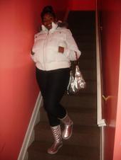 Mz. HaRl3m Iz InD33D dA BaDd3st BiTcH oN dA bLoCk! profile picture