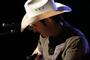 Brad Paisley profile picture