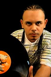 Dj Xplosive "El Arma Letal" Del Zol 99.1 profile picture