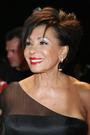 Shirley Bassey profile picture