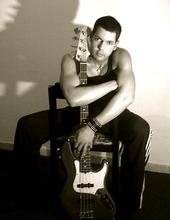 Larry Mancini/Bass Player profile picture