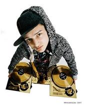 - DJ RAFIK - DMC WORLD CHAMP 2007!!! profile picture