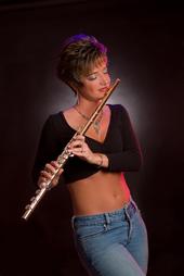 Tina Signorelli Chard - Flutist profile picture