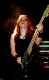 Lizzy D | Bass Wielder profile picture