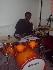 Tee drummer boy aka rockStaR.. profile picture
