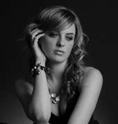 Anna Higgs-Jazz Singer profile picture