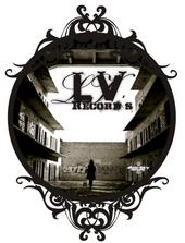 *LV RecordÂ´s*Microfonos de Plata* profile picture