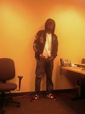 FamillzSea$on(P.M.$.>PARDON MY SWAG! POW!!!) profile picture