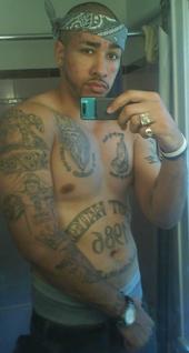 MULTY BABY! DA REASON YA WIFE TELLN U2 GET MO TATS profile picture