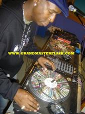 The Official DJ Grandmaster Flash Myspace profile picture