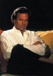 julio iglesias profile picture