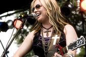 SUNNY SWEENEY profile picture
