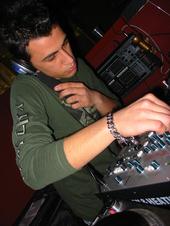 Lunny Rivas dj profile picture