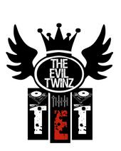 THE EVIL TWINZ DJ CREW profile picture