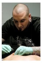 Professional Piercer Richard Hamilton profile picture