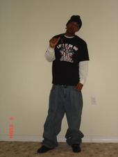 DAMN ! WANT DAT MONEY 3UT ! DONT NEED DAT T!ME profile picture