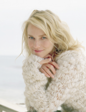 Naomi Watts profile picture