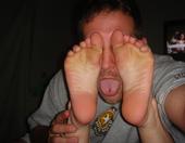 lickfeet