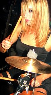 DRUMMERGiRL mandy - DRUM Tracks profile picture