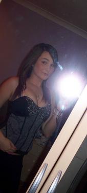 LAURA BAYBEE..<3 profile picture