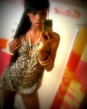 â™¥ -tiyaaa mOn'eee! profile picture