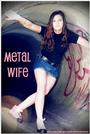 Metal Wife profile picture