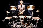 Bill Bruford's Earthworks profile picture