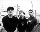 blink-182 profile picture