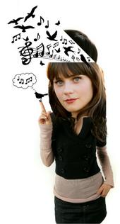 Zooey Deschanel video page profile picture