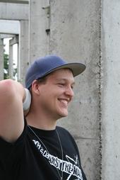 DUude - www.re-sound.de eine Page ein Plan profile picture