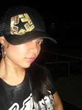 bgirl_bwing