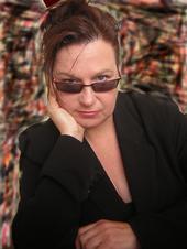 Sue Hawker Vocalist/composer profile picture