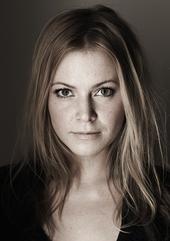 Elin Petersson profile picture