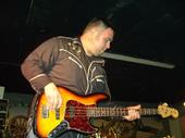 bass_playin_dan