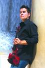 Violinist Omar Lopez profile picture
